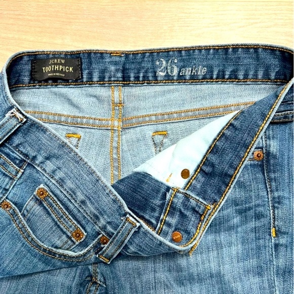 J. Crew Toothpick Ankle Jeans, size 26 - Picture 4 of 6